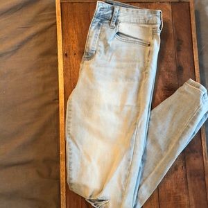 Light washed jeans